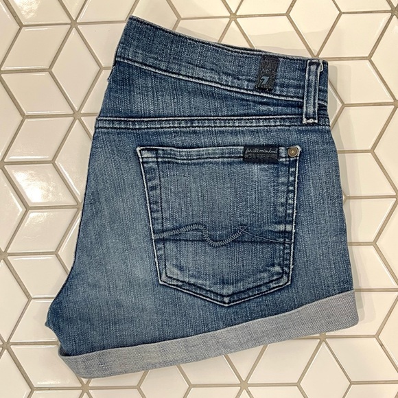 🌟HP🌟7 For All Mankind Cuffed Shorts - Picture 1 of 9
